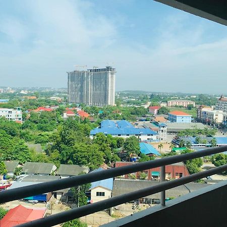 Angket Hip Residence Pattaya Exterior photo